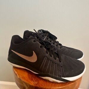 Nike Women's Free TR 6 Black/Bronze Sz 5.5 833413-005 Running Shoes
